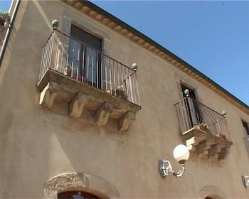 Villa Tasca Turismo Rurale Caltagirone Exterior foto